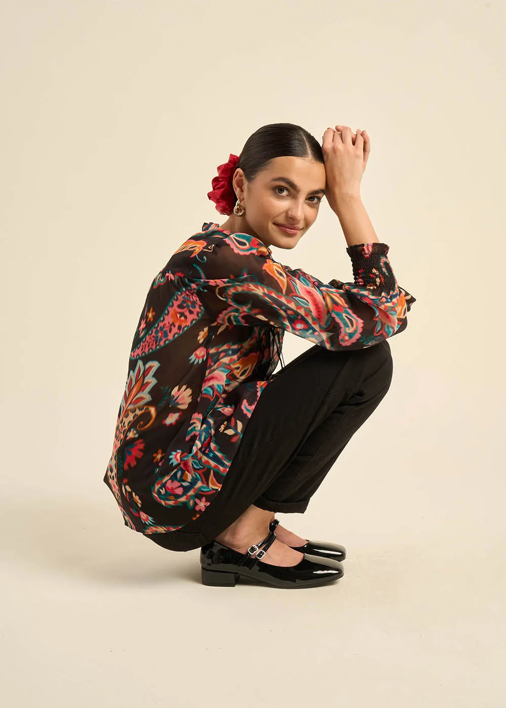 Blouse imprimée avec détails plissés