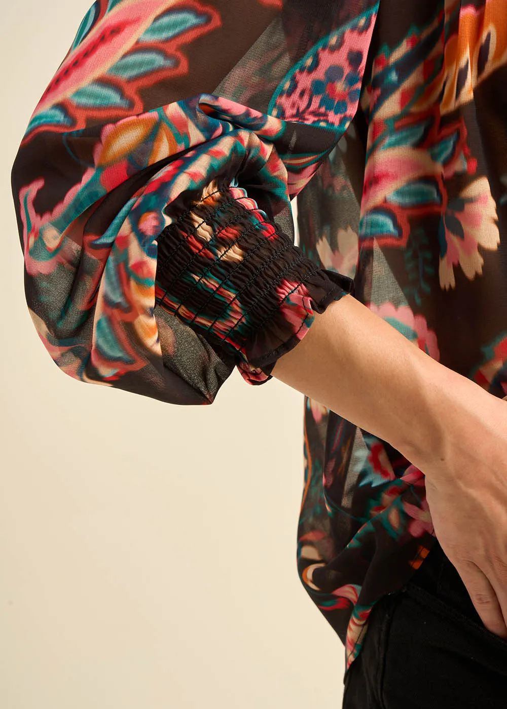Blouse imprimée avec détails plissés