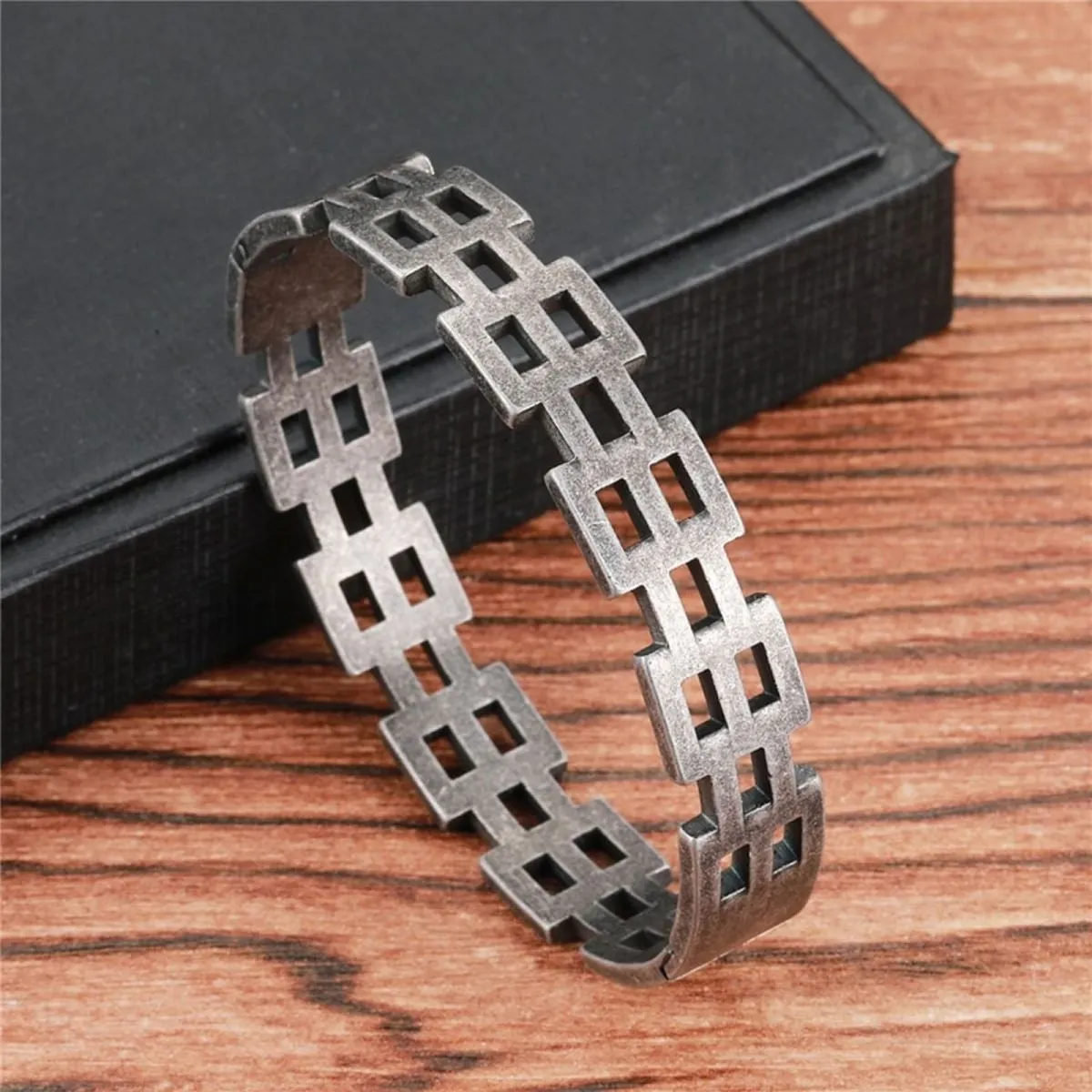 Stylish Italian Black 316L Stainless Steel Openable Kada Bracelet Men