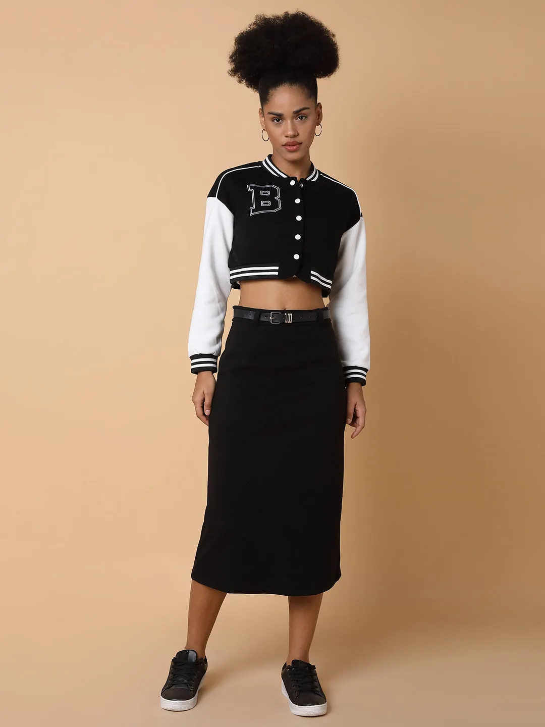 Women Black Camouflage Colour blocked Windcheater Crop Tailored Jacket with Patchwork